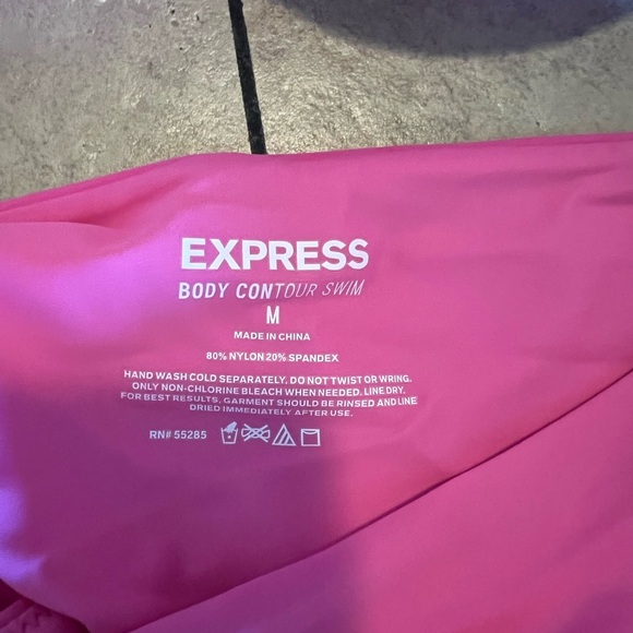 Express Swimsuit - Picture 4 of 7